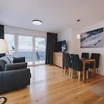 Fp By We Rent, Summercard Included Apartment