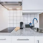 Apartment Fp By We Rent, Summercard Included *
