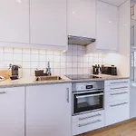 Apartment Fp By We Rent, Summercard Included